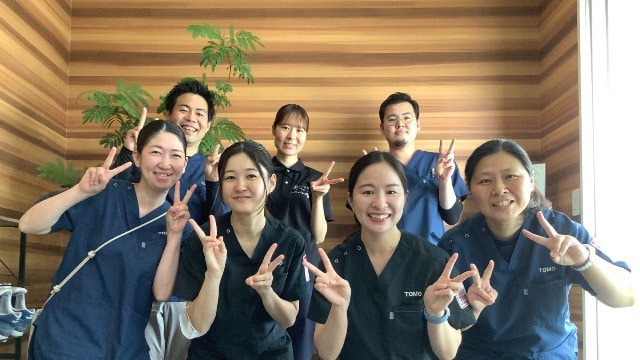 TOMO小田原スタッフ集合写真